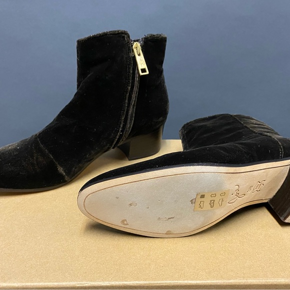 BNIB JOIE Fenella Velvet Dark Brown Bootie - Picture 5 of 5